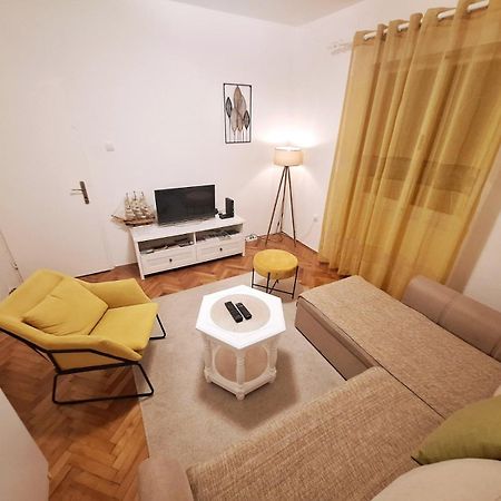Red House Apartment Kotor Dış mekan fotoğraf