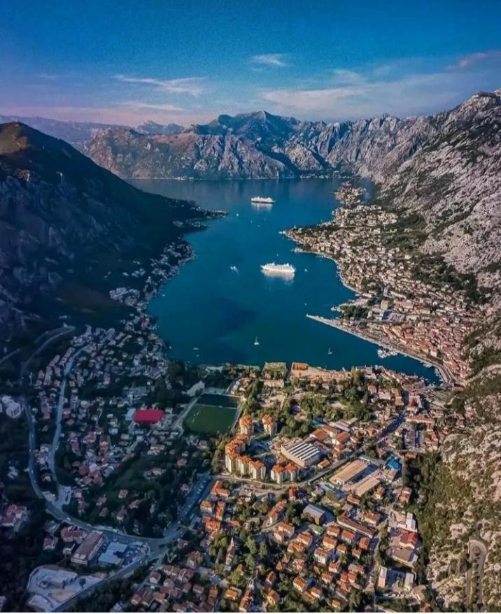 Red House Apartment Kotor Dış mekan fotoğraf