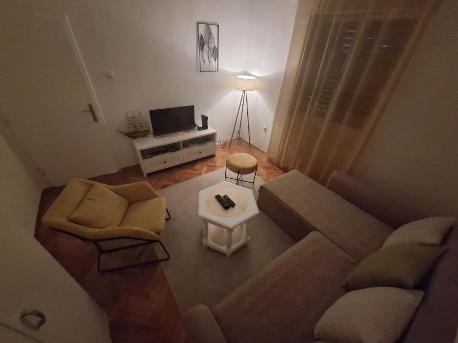 Red House Apartment Kotor Dış mekan fotoğraf