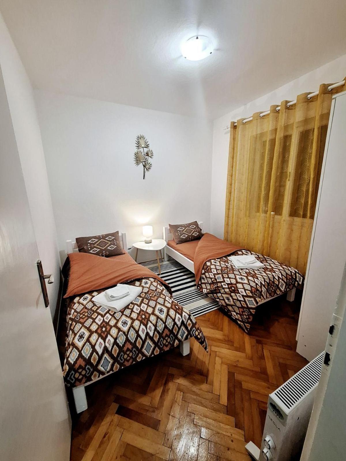 Red House Apartment Kotor Dış mekan fotoğraf