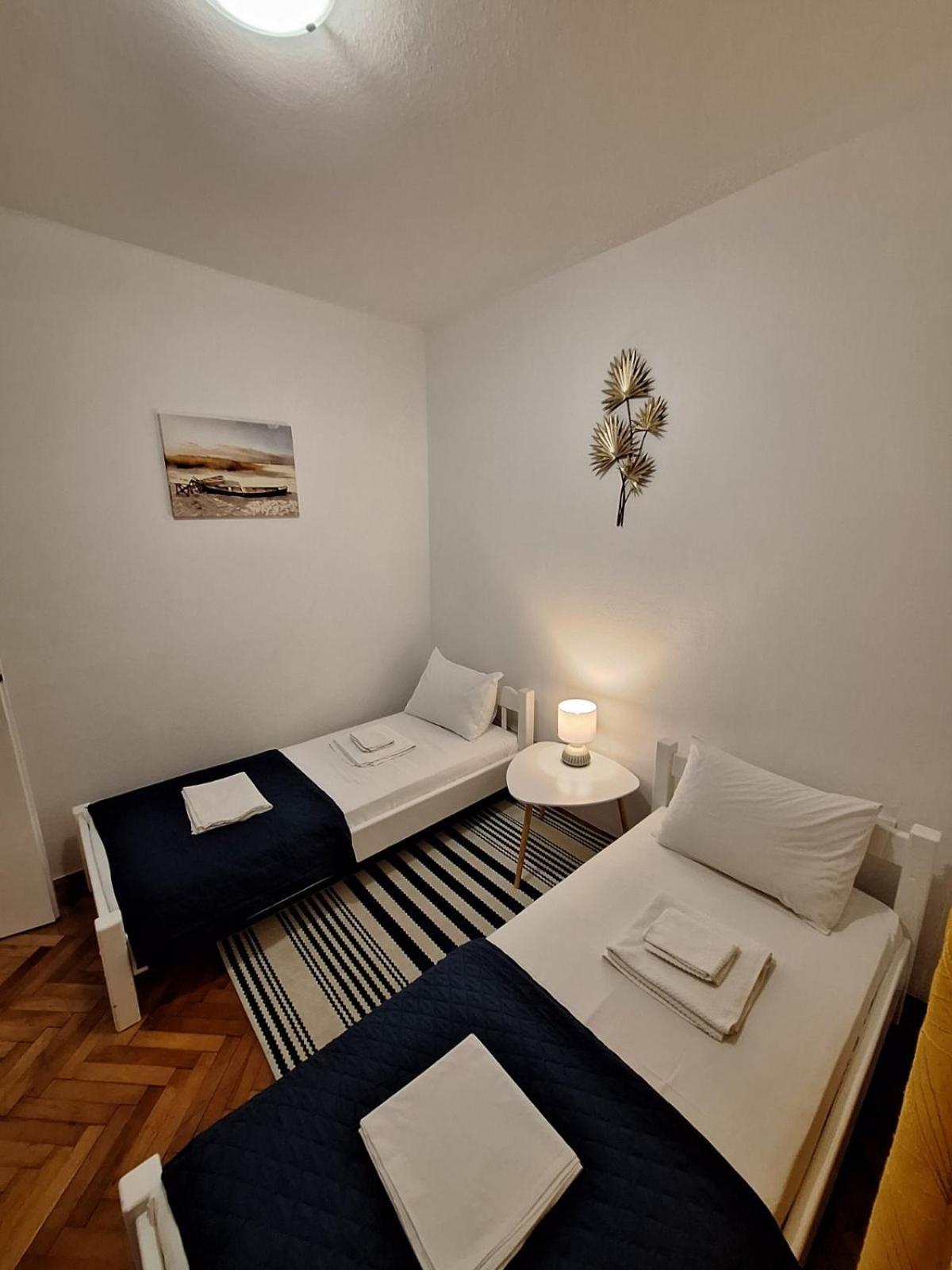 Red House Apartment Kotor Dış mekan fotoğraf