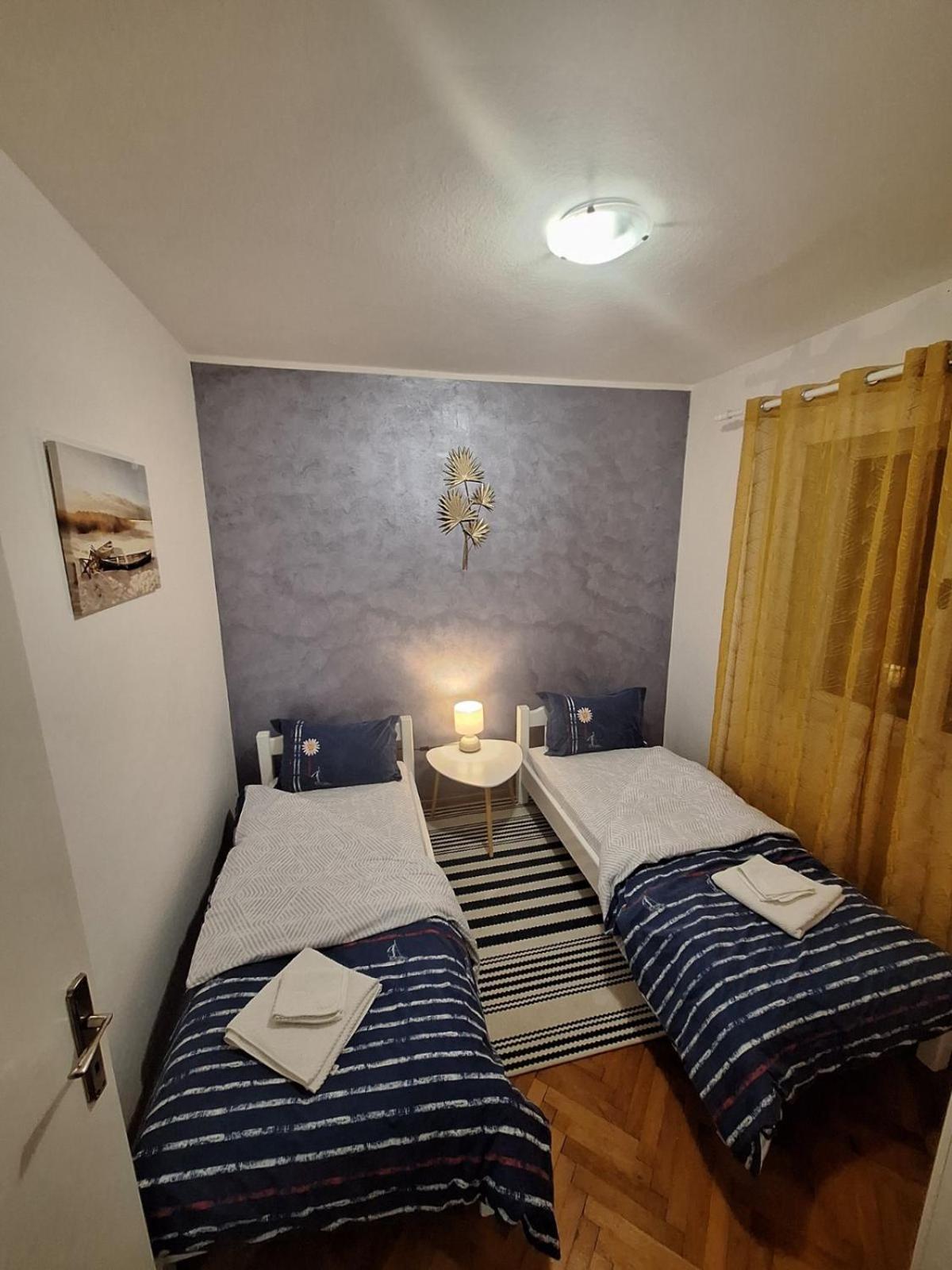Red House Apartment Kotor Dış mekan fotoğraf