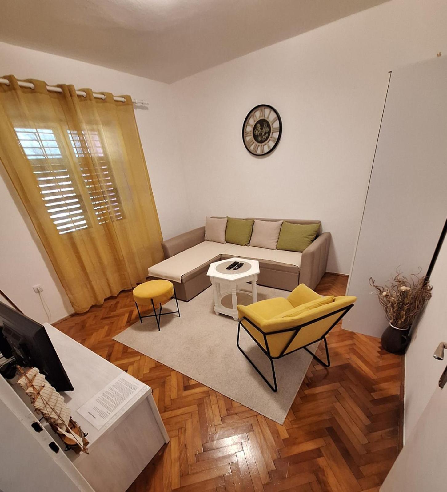 Red House Apartment Kotor Dış mekan fotoğraf